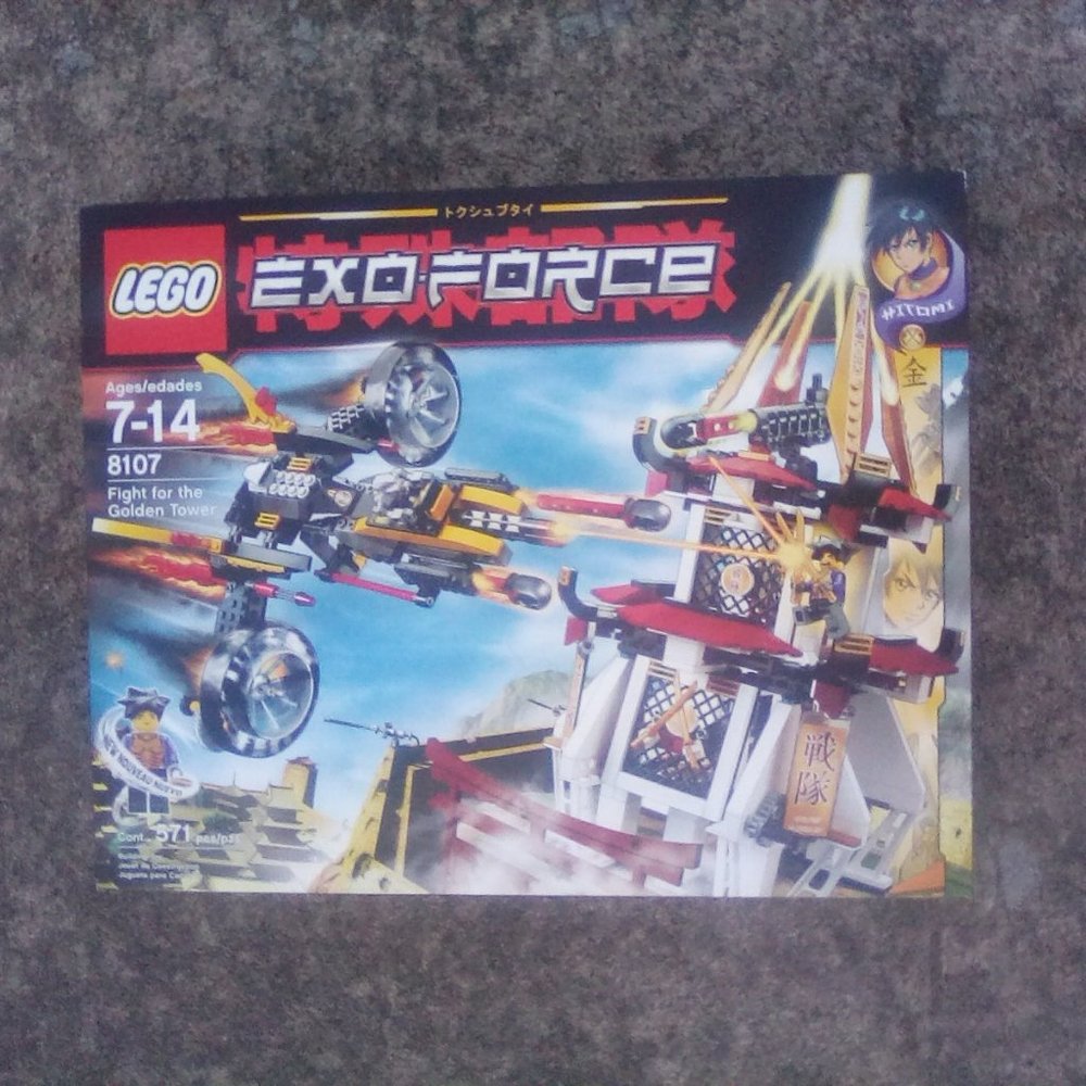 LEGO Fight for the Golden Tower